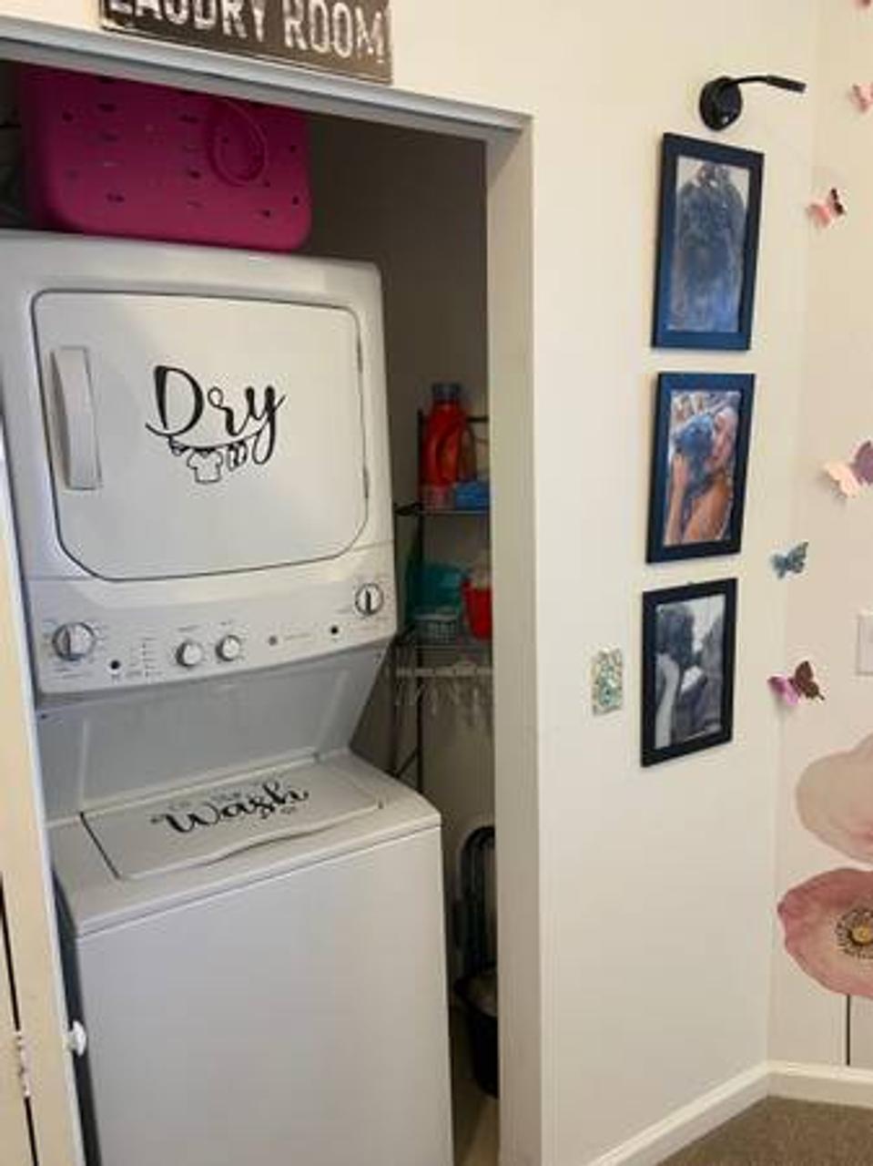 Profile photo 4 of 11