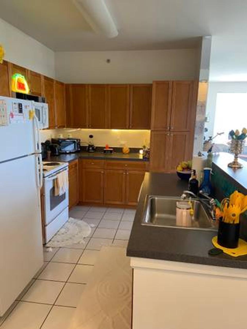 Profile photo 2 of 11