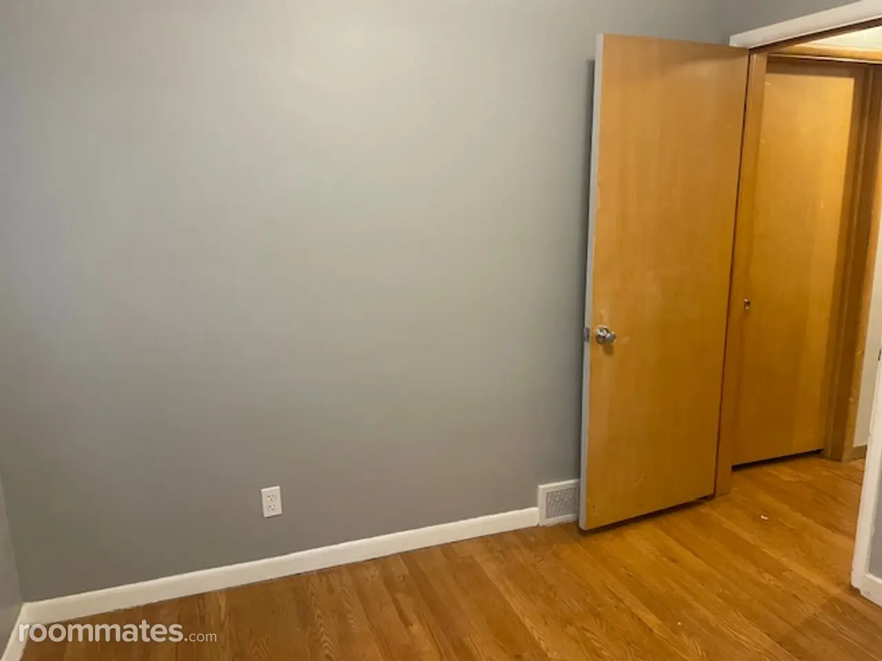 Profile photo 4 of 9