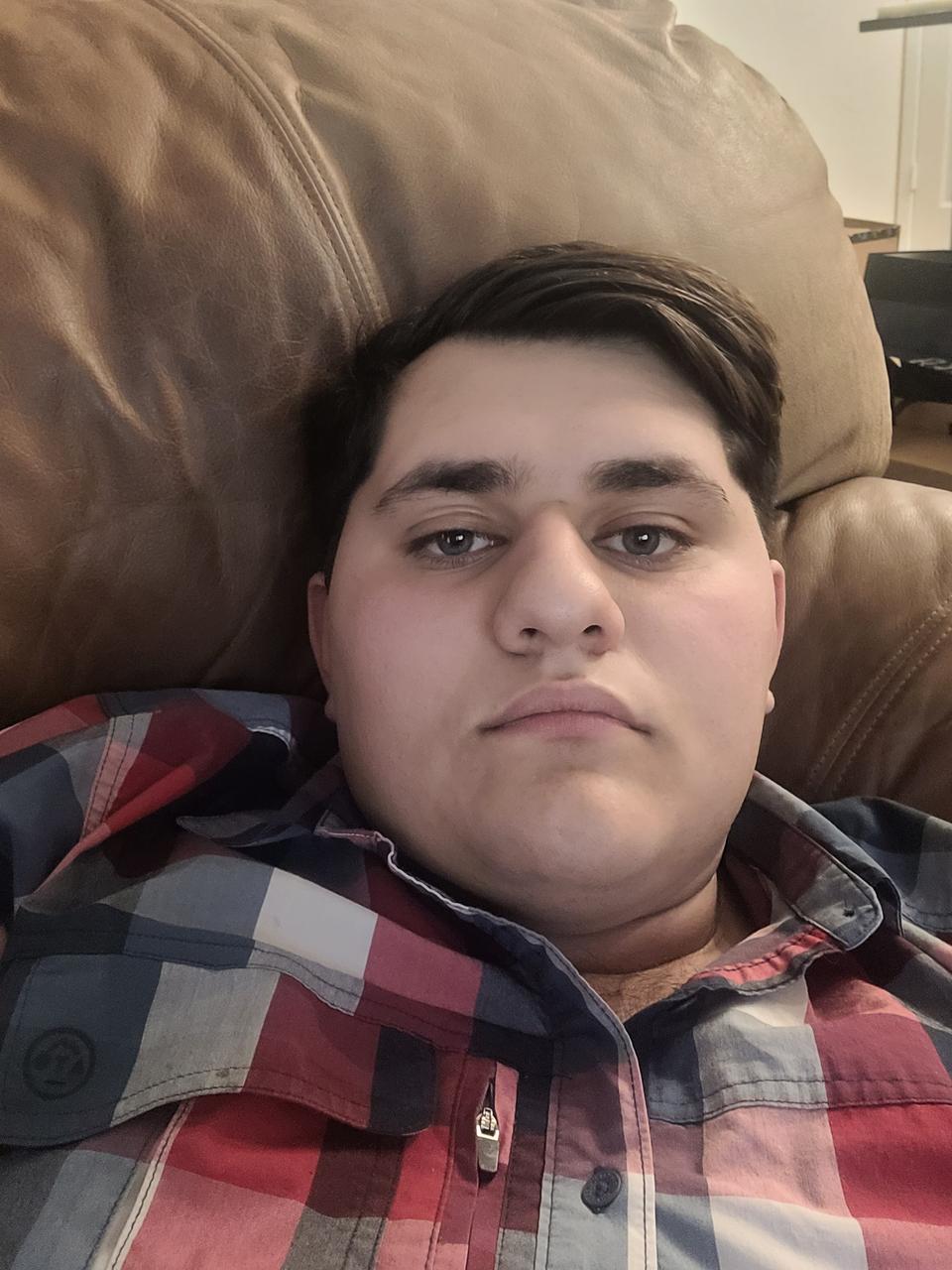 Profile photo 8 of 8