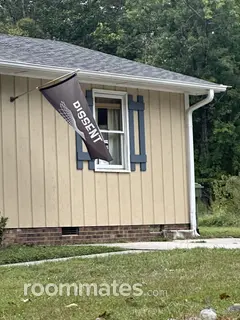 Room for rent in Fuquay-Varina, NC $800, house