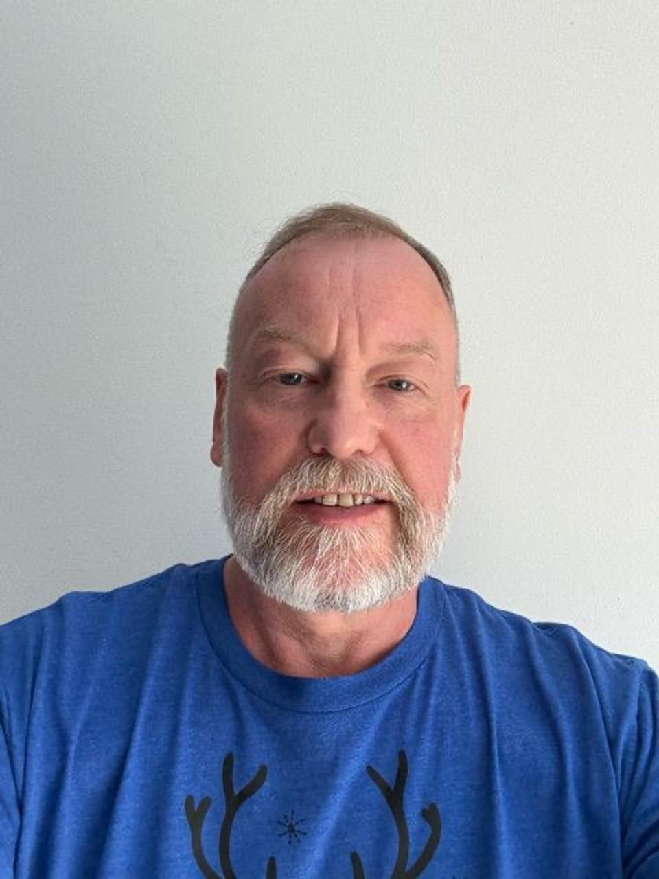 Profile photo 10 of 10