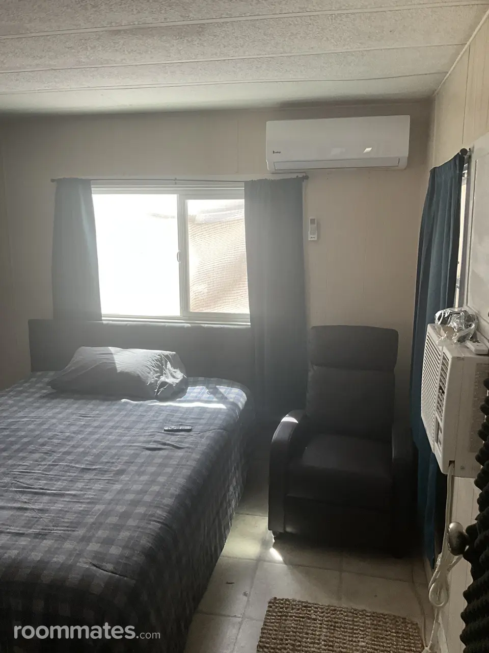 Profile photo 1 of 21