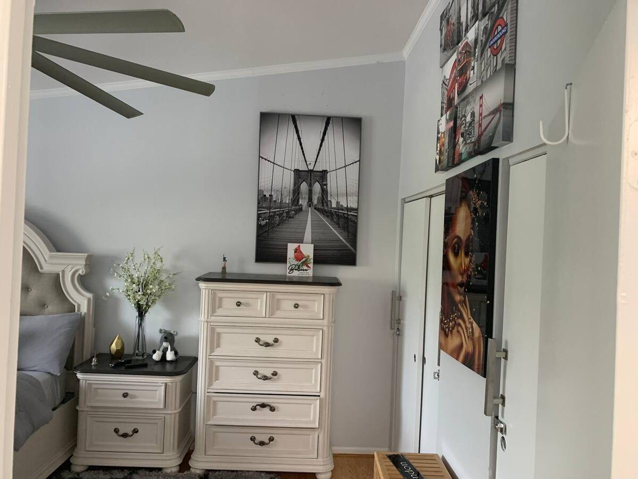 Profile photo 5 of 11