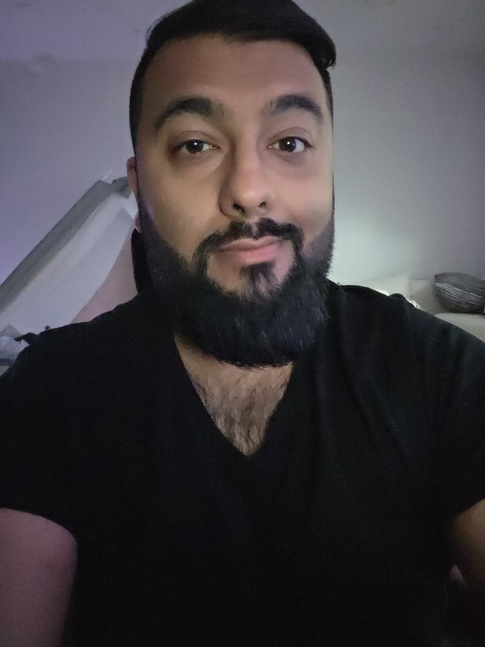 Profile photo 8 of 8