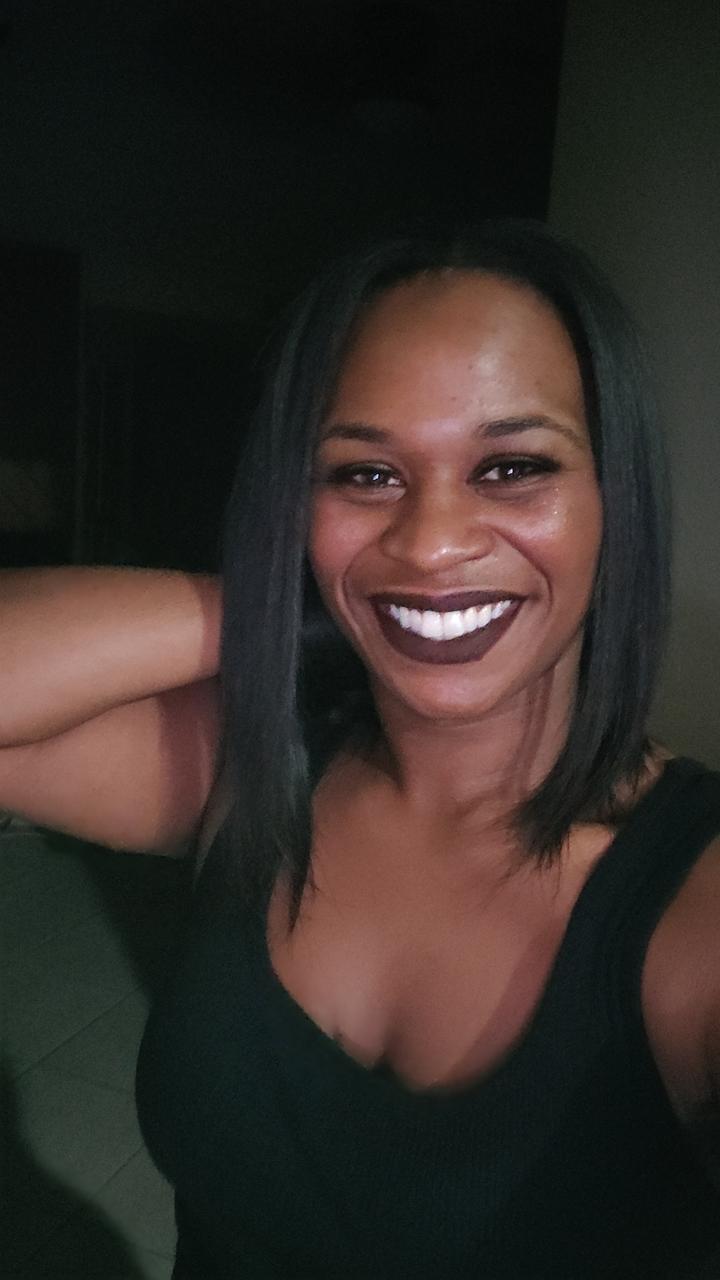 Profile photo 13 of 16