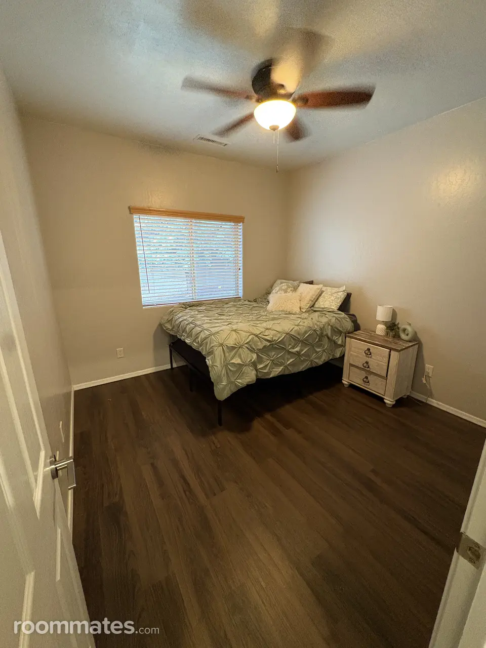 Profile photo 2 of 13