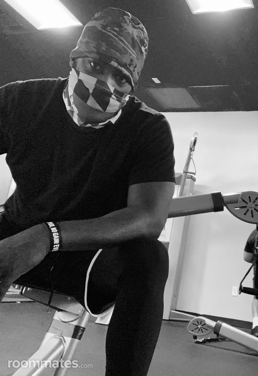 Profile photo 3 of 4