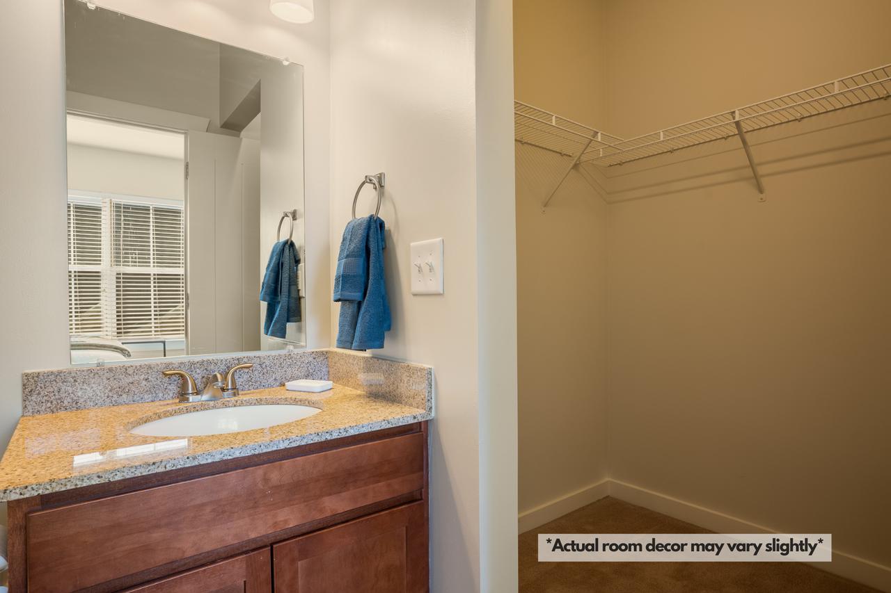 Profile photo 8 of 11