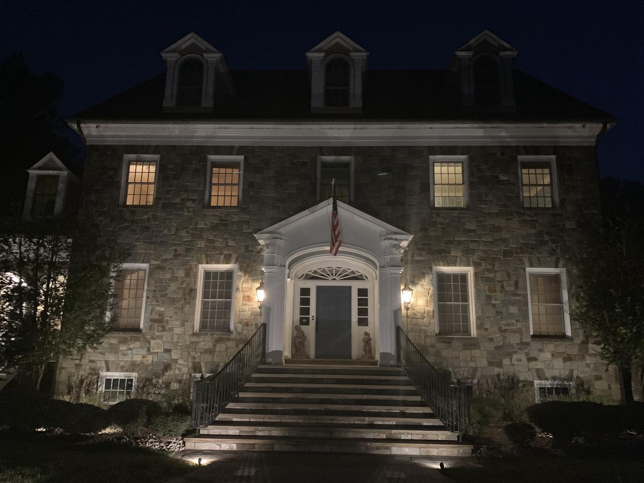 Profile photo 3 of 7