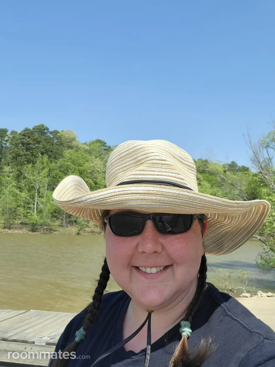 Profile photo 13 of 17