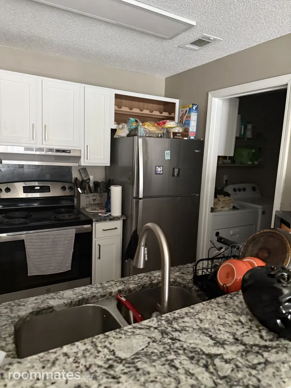 Profile photo 1 of 6