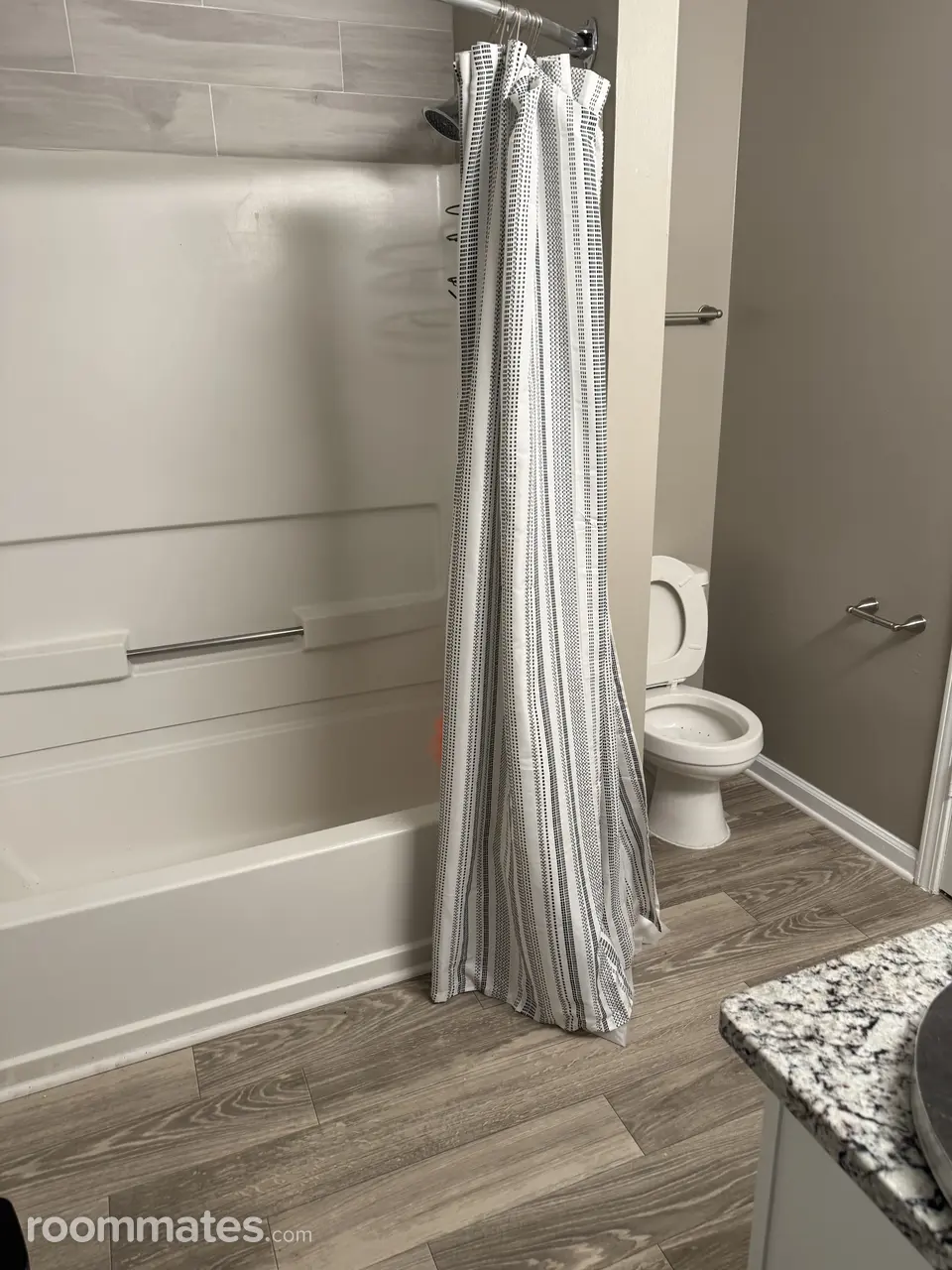 Profile photo 3 of 6