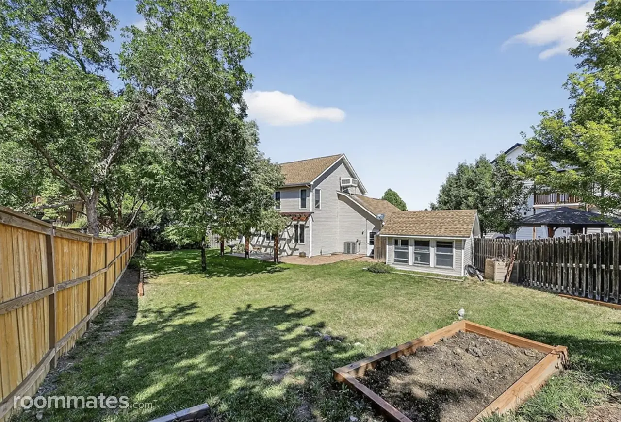 Profile photo 4 of 8