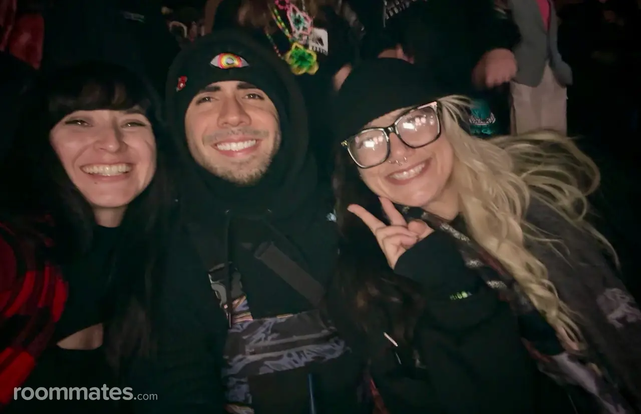 Profile photo 3 of 7