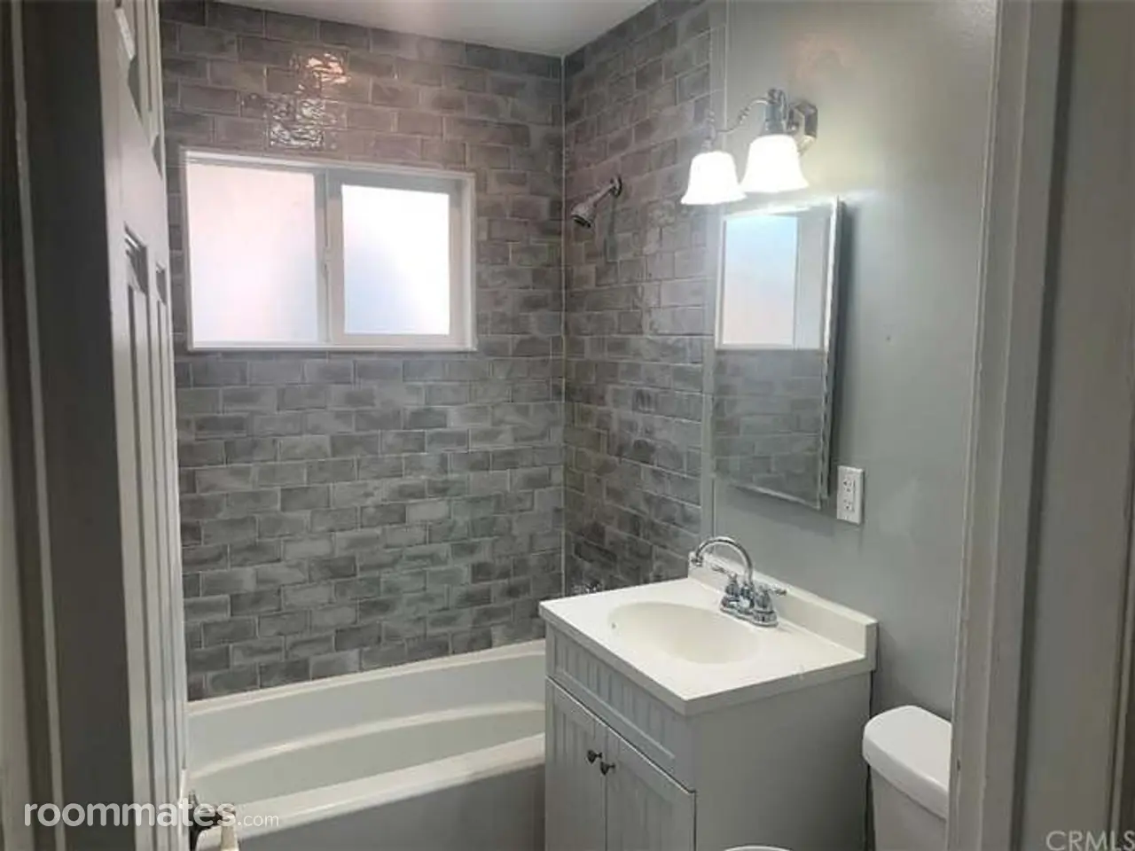 Profile photo 1 of 7