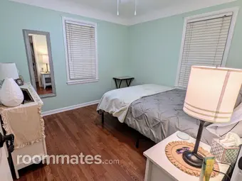 Room for rent in Brighton, MI $800, house