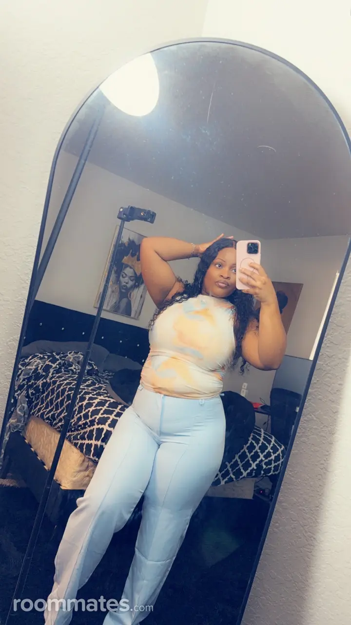 Profile photo 3 of 5