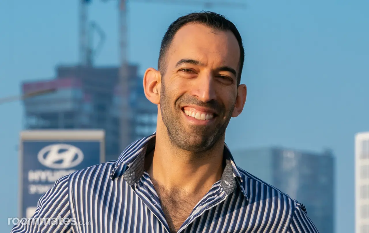 Profile photo 10 of 10