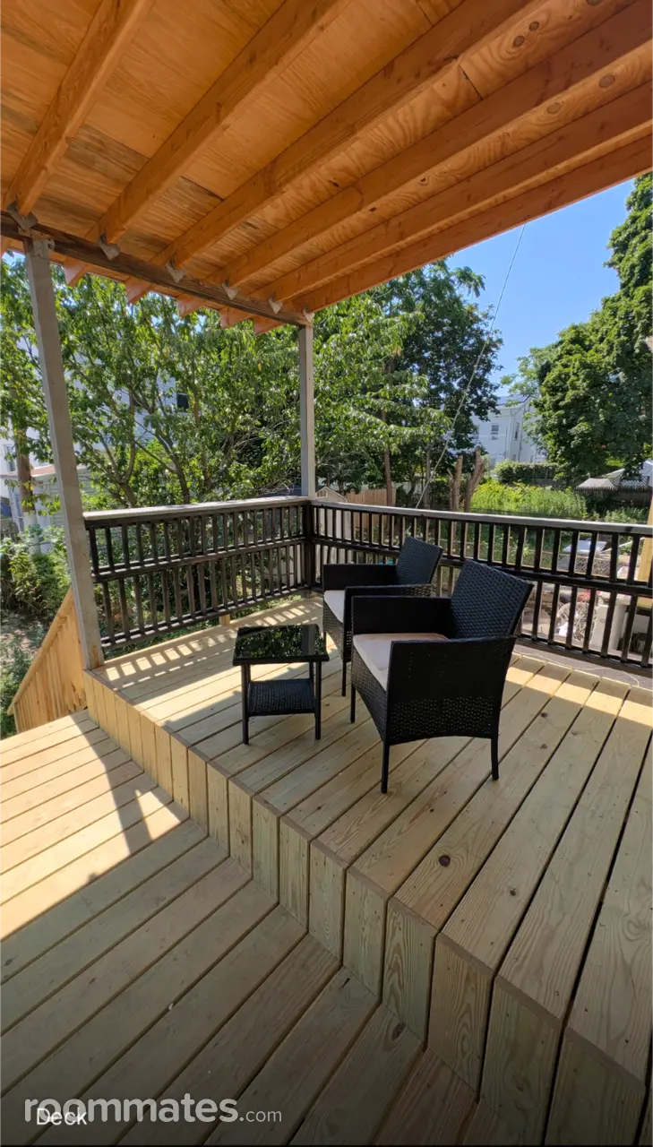 Profile photo 4 of 10