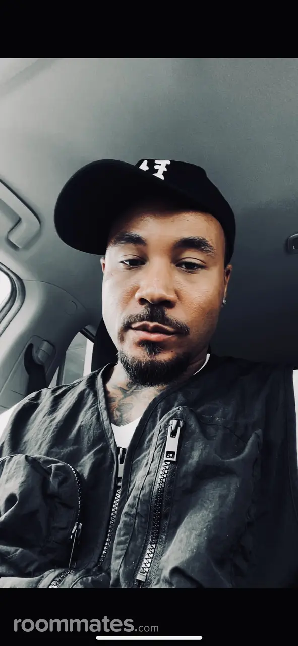 Profile photo 1 of 2