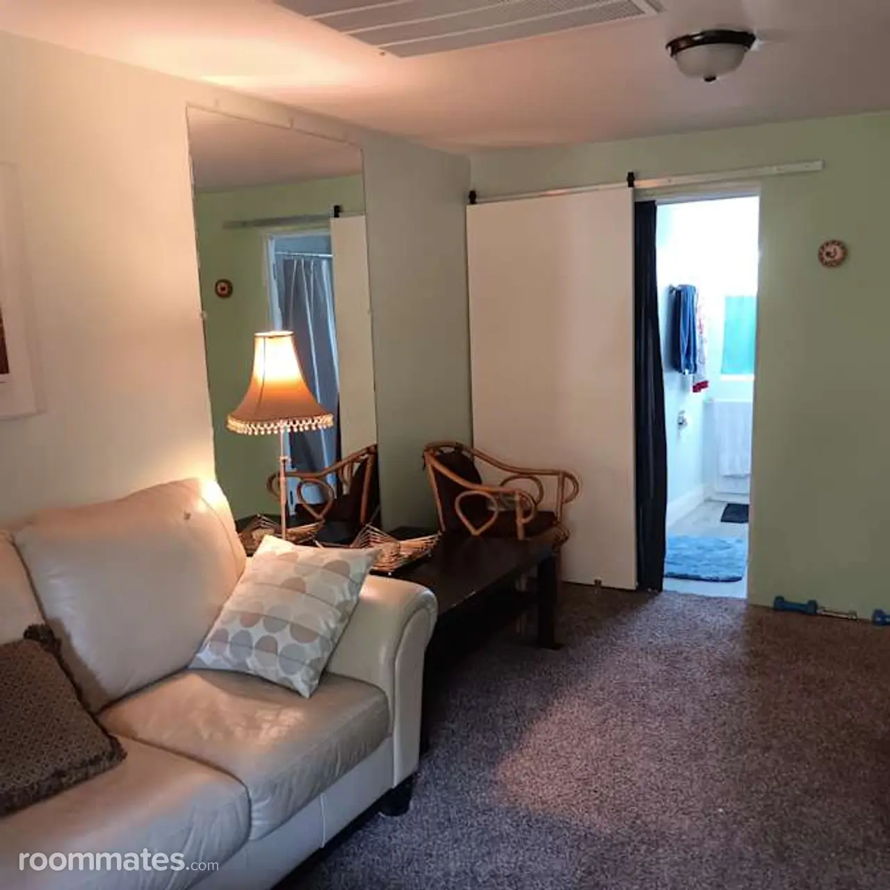 Profile photo 3 of 9