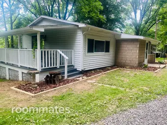 Room for rent in Fletcher, NC $800, house