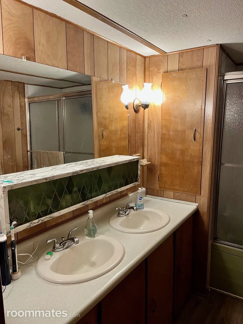 Profile photo 9 of 15