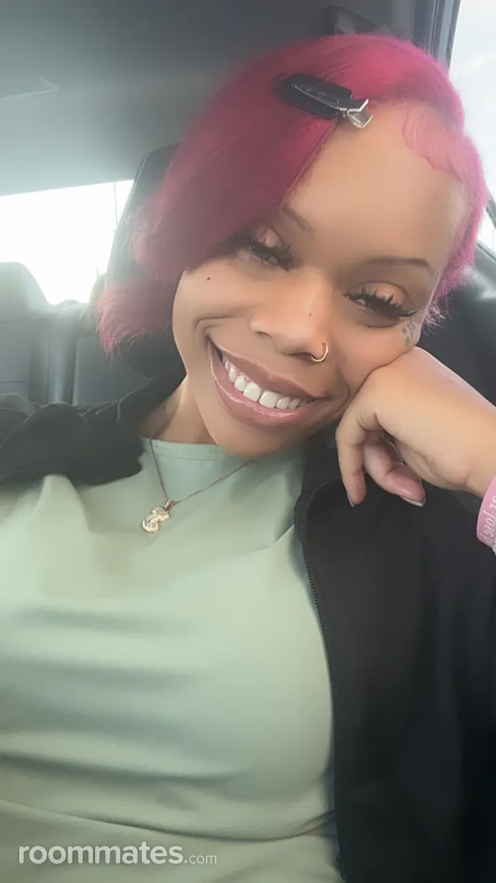 Profile photo 1 of 3