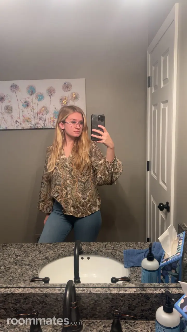 Profile photo 11 of 11