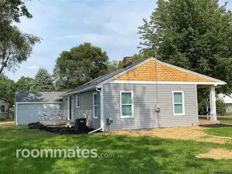 Room for rent in Lake Orion, MI $800, house