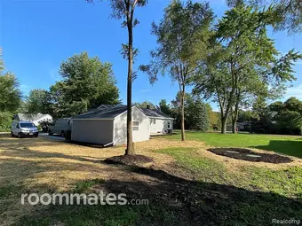 Room for rent in Lake Orion, MI $800, house