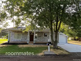 Room for rent in Lake Orion, MI $800, house