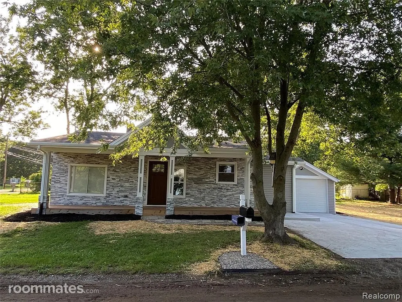 Profile photo 3 of 11