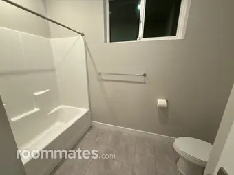 Room for rent in Bremerton, WA $1200, house