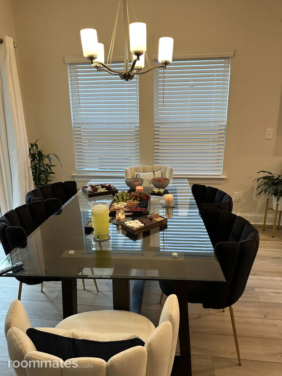 Profile photo 5 of 10