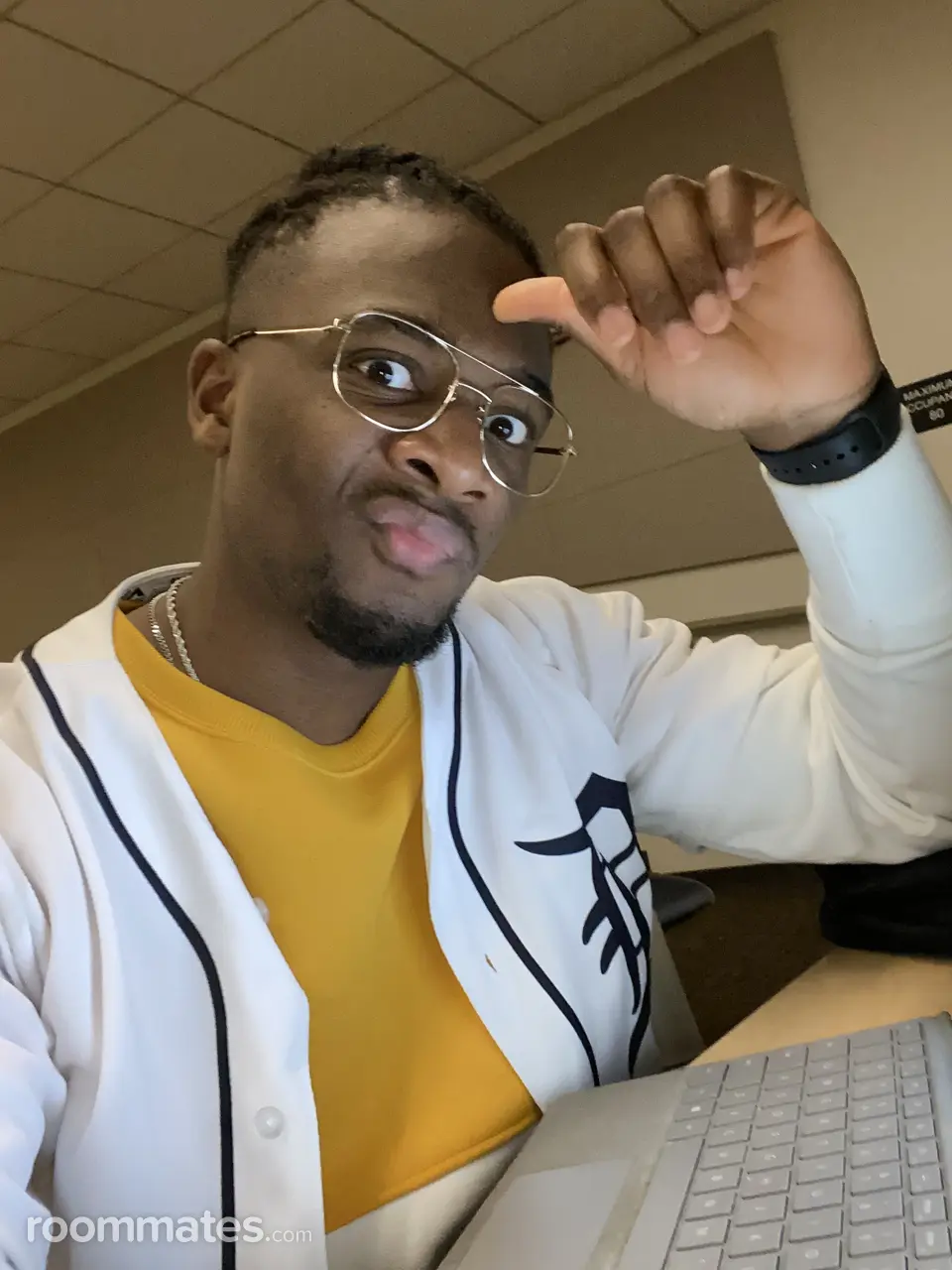 Profile photo 7 of 10