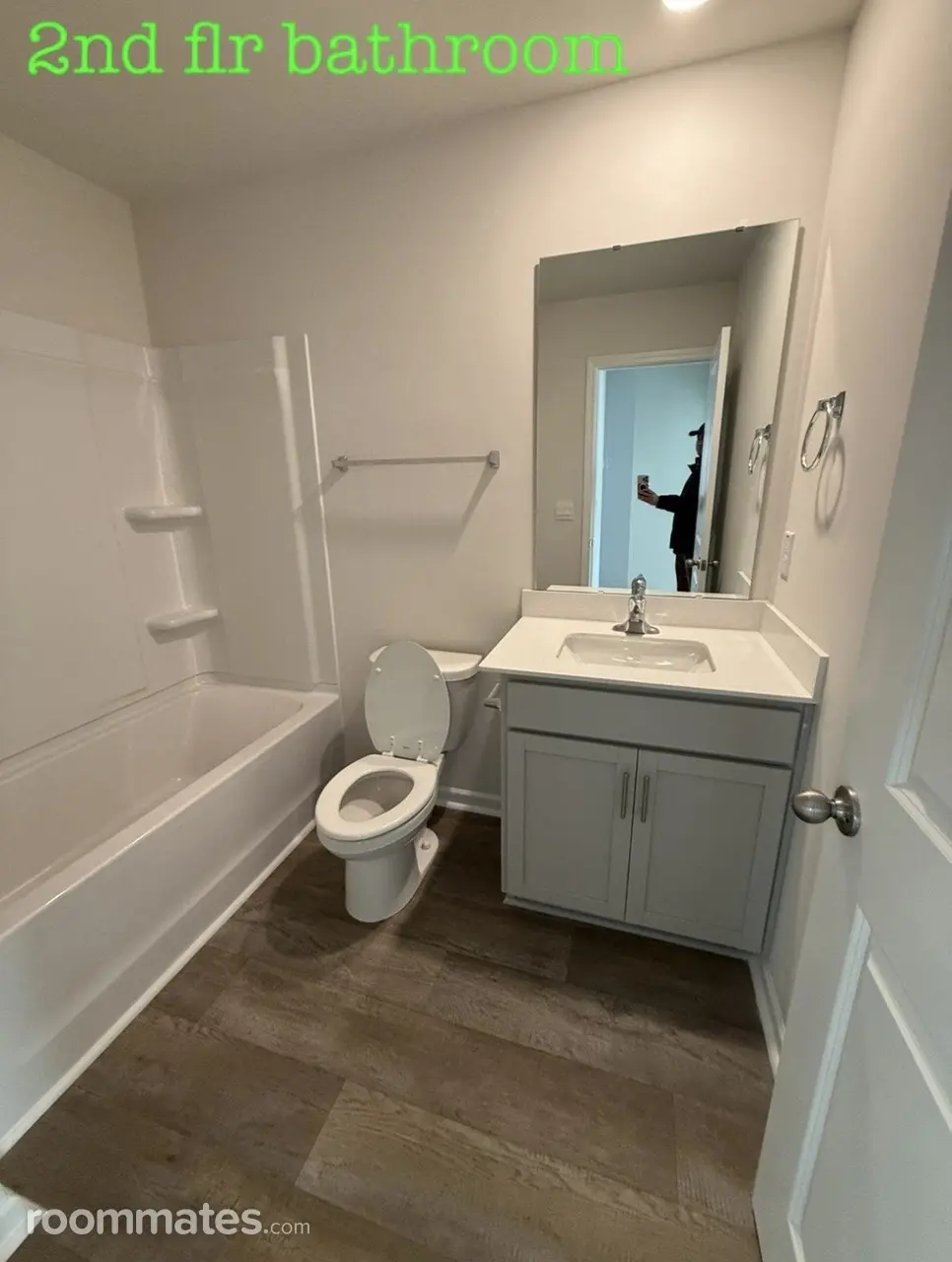 Profile photo 3 of 7