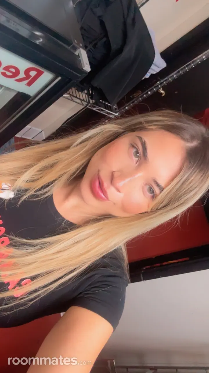 Profile photo 9 of 11