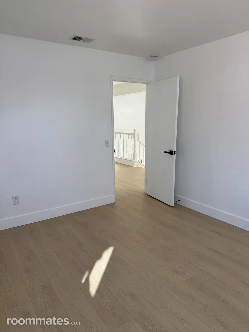 Profile photo 5 of 11