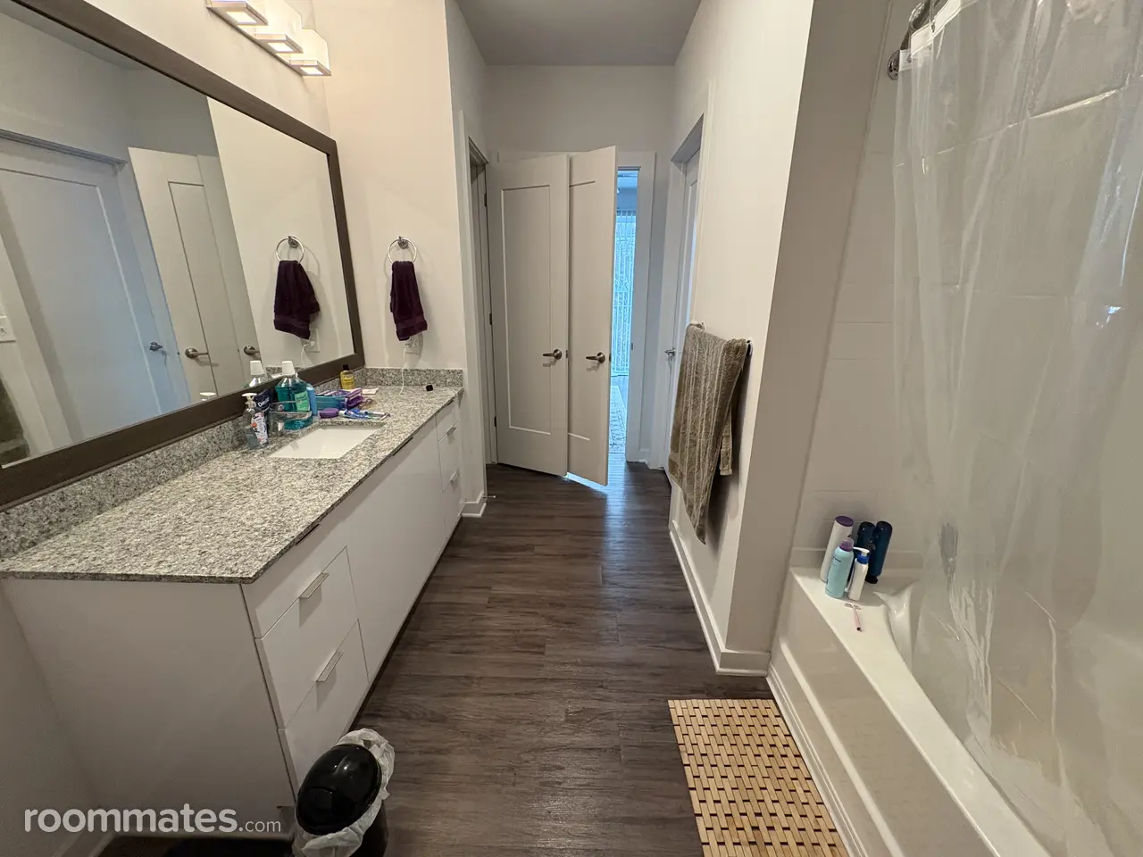 Profile photo 6 of 16