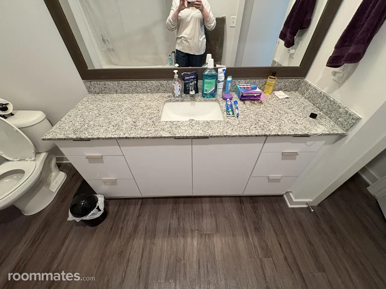 Profile photo 7 of 16