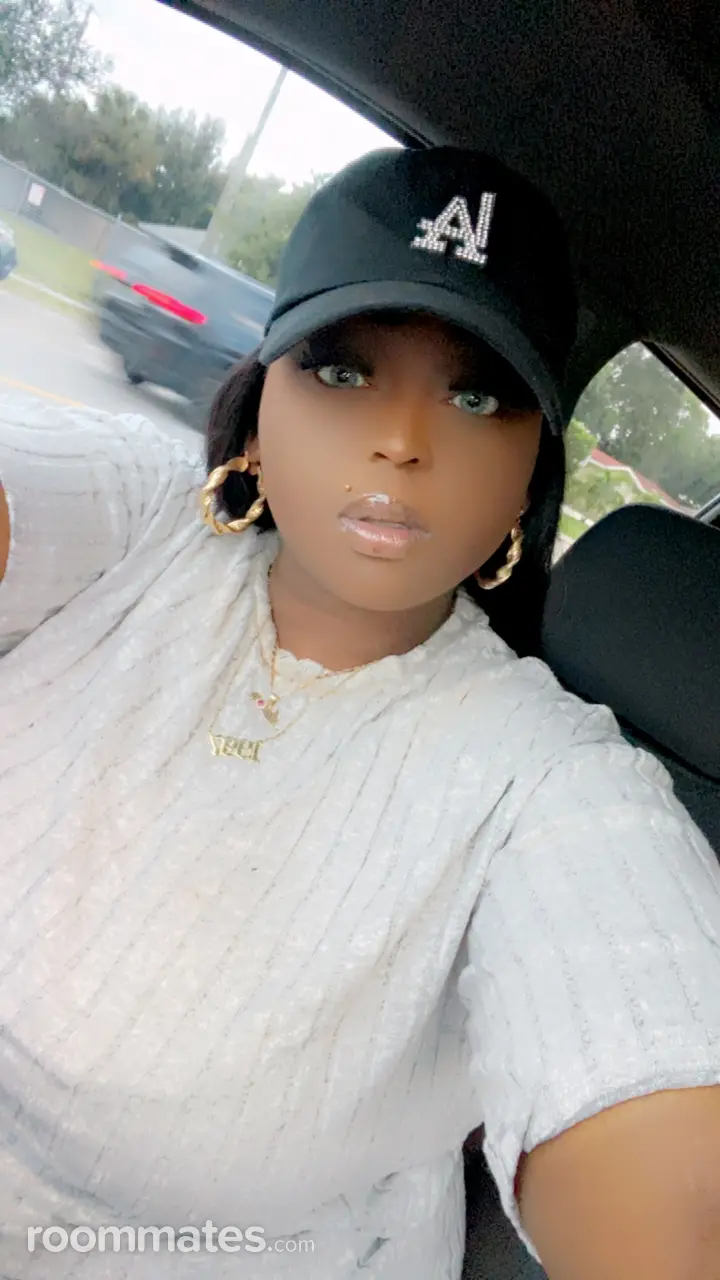 Profile photo 7 of 7