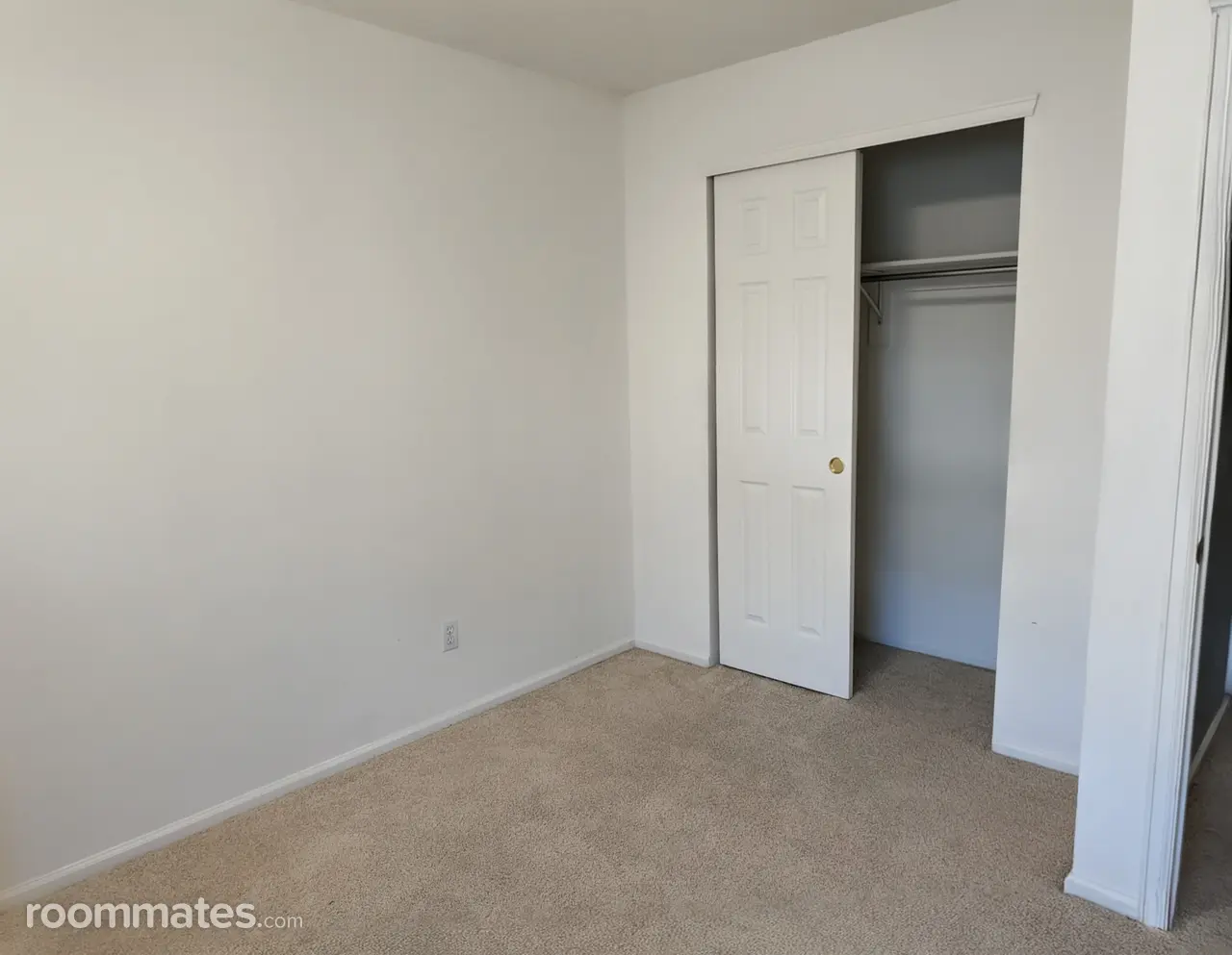 Profile photo 4 of 7