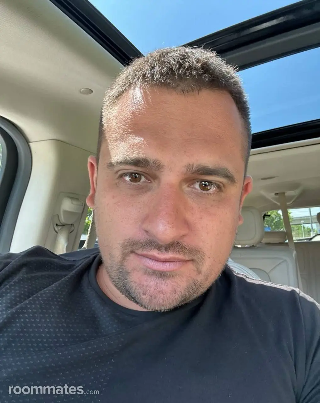 Profile photo 8 of 8