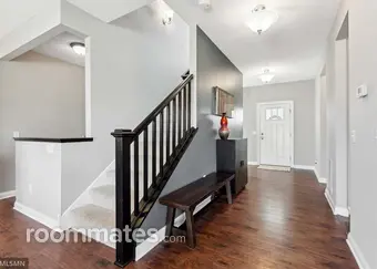 Room for rent in Maple Grove, MN $800, house