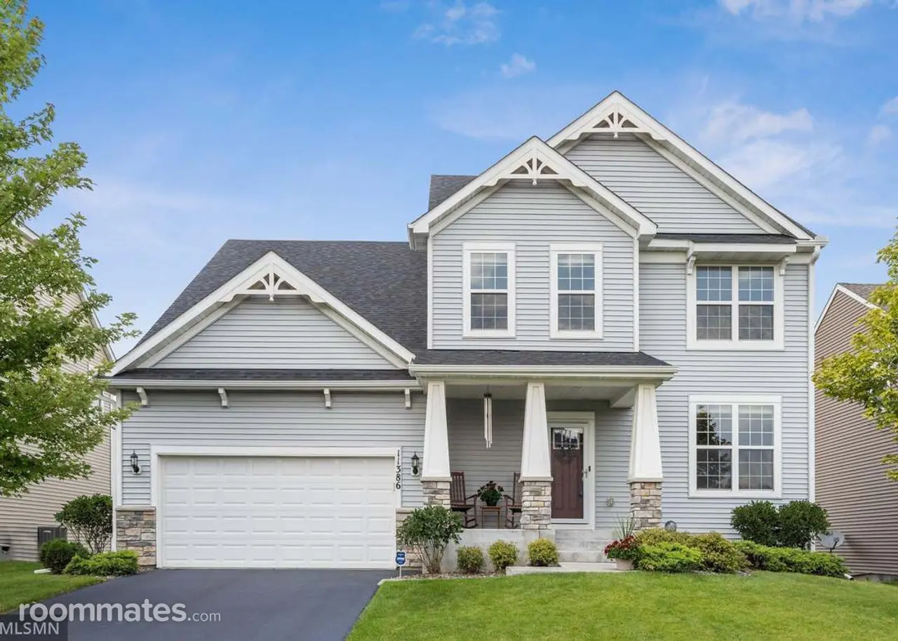 Profile photo 1 of 12