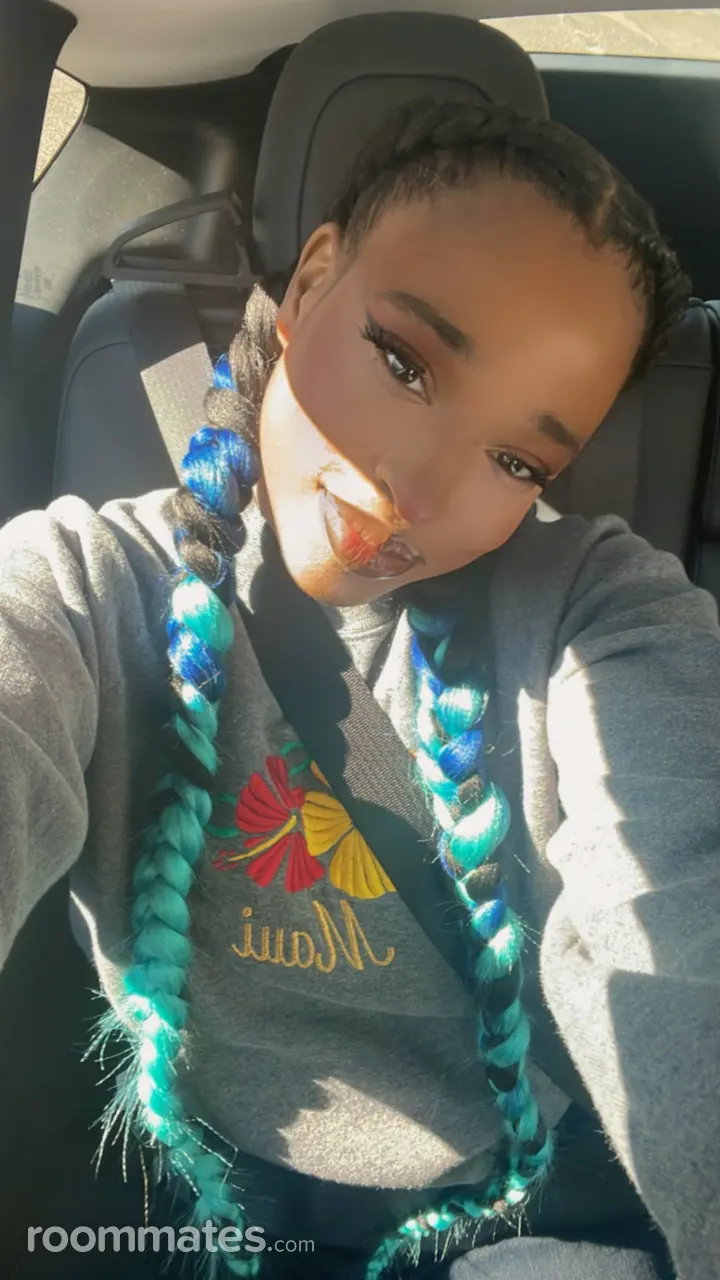 Profile photo 2 of 10