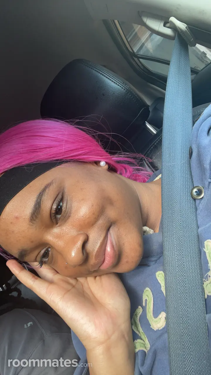 Profile photo 4 of 10