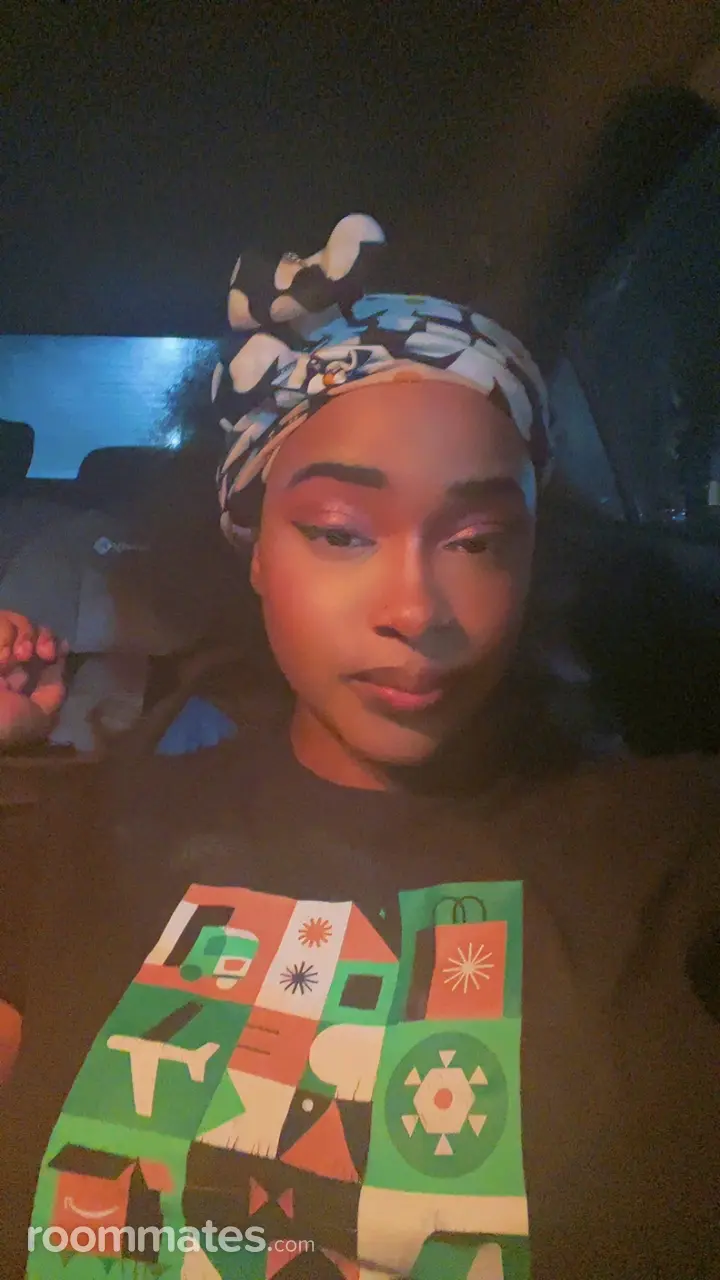 Profile photo 10 of 10